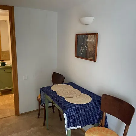 Studio Apartmanok